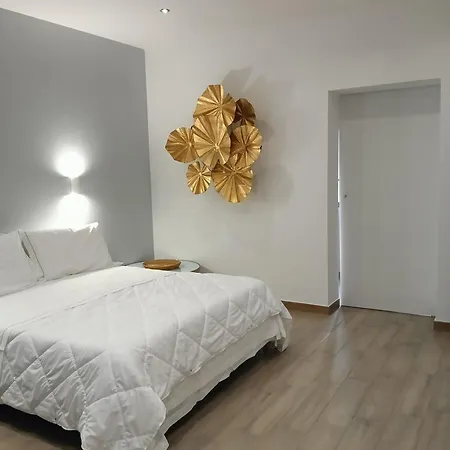 Casatofeni On The Sea Apartment Bari